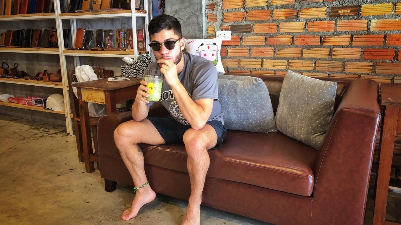 Ok Chic Phuket Hostel ภายนอก รูปภาพ