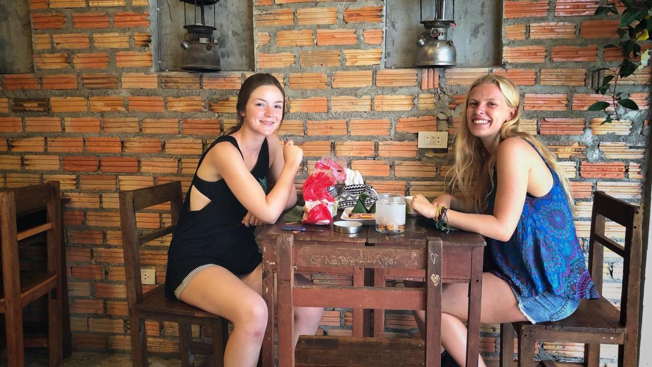 Ok Chic Phuket Hostel ภายนอก รูปภาพ